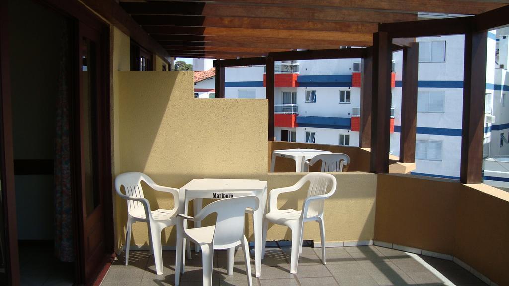Hotel Residencial Ilha Dourada Governador Celso Ramos Exterior foto