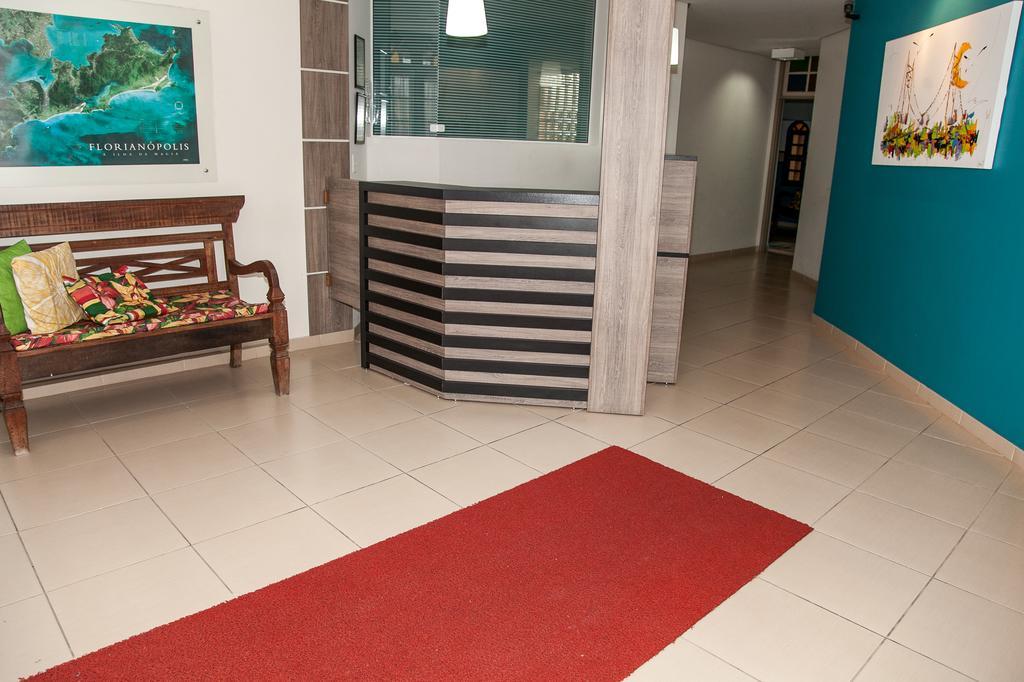 Hotel Residencial Ilha Dourada Governador Celso Ramos Exterior foto